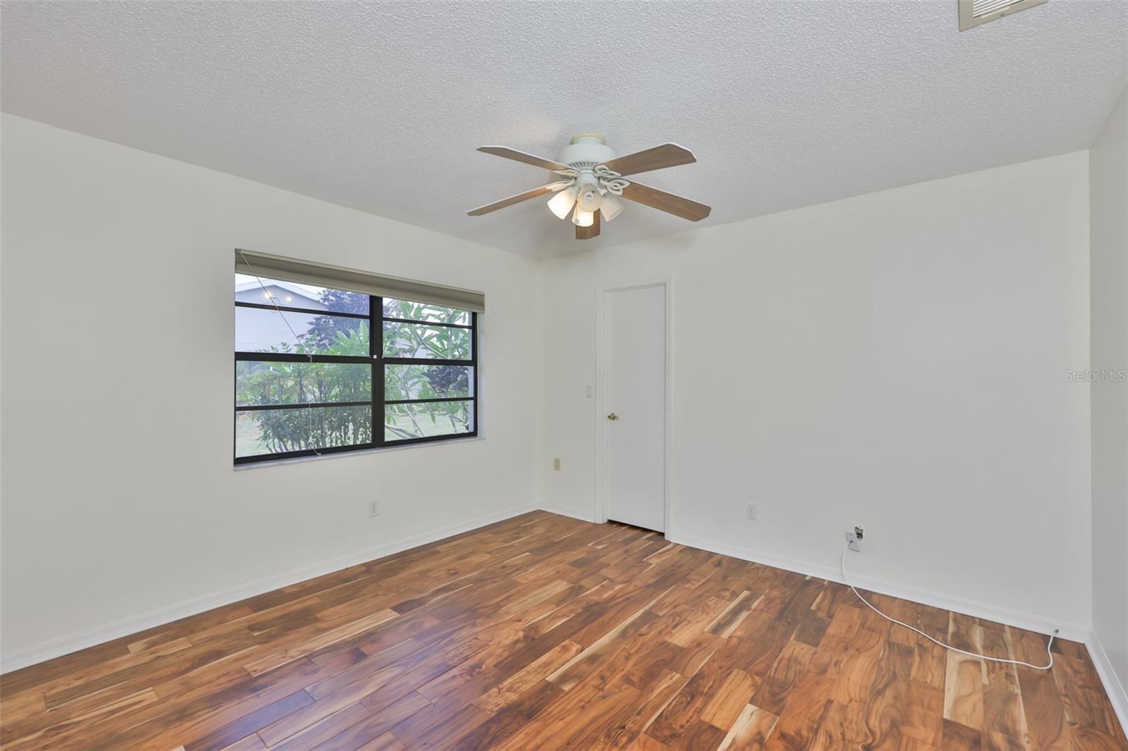 1819 NEW BEDFORD DR, SUN CITY CENTER, FL, 33573