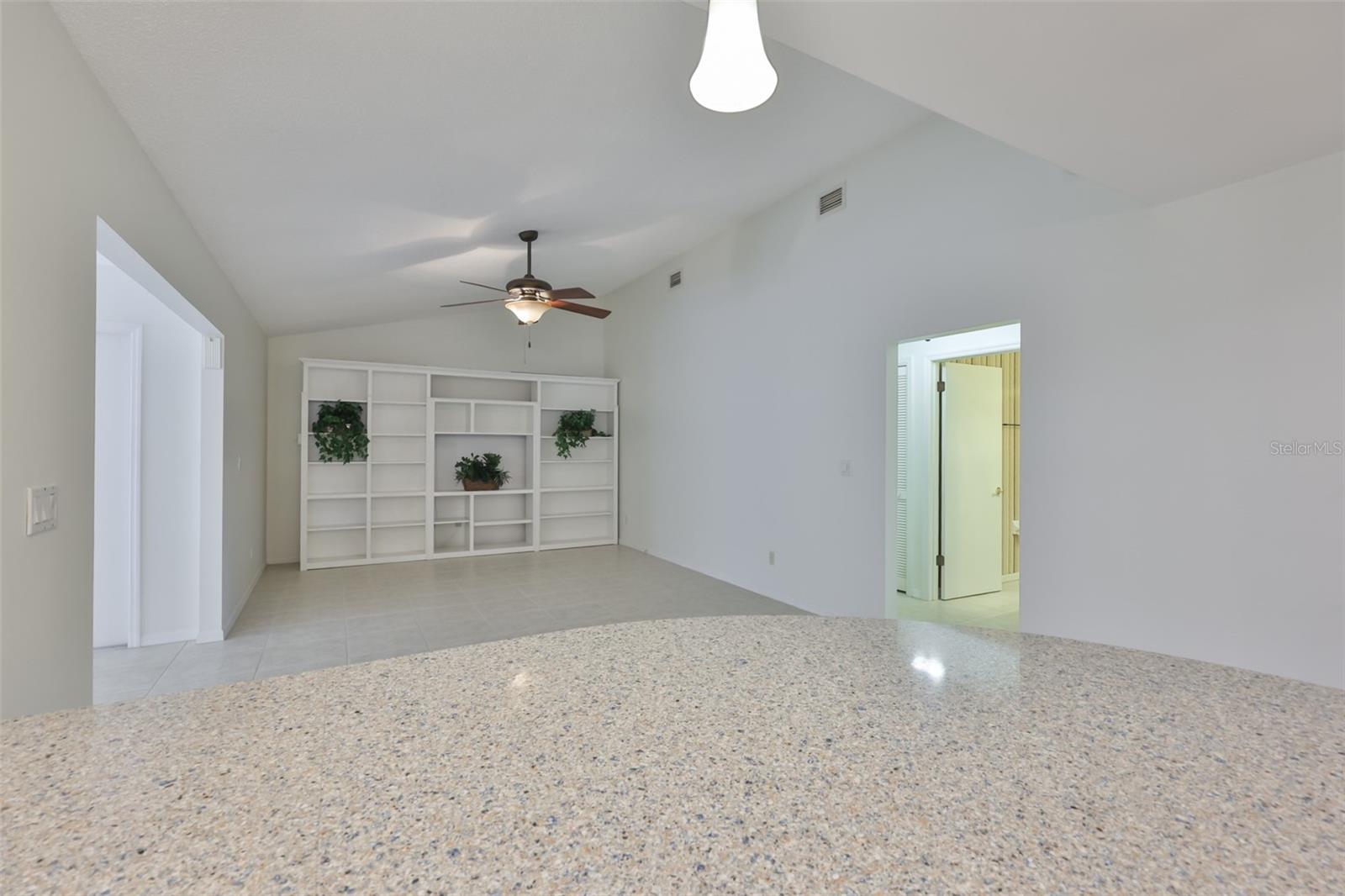 1819 NEW BEDFORD DR, SUN CITY CENTER, FL, 33573