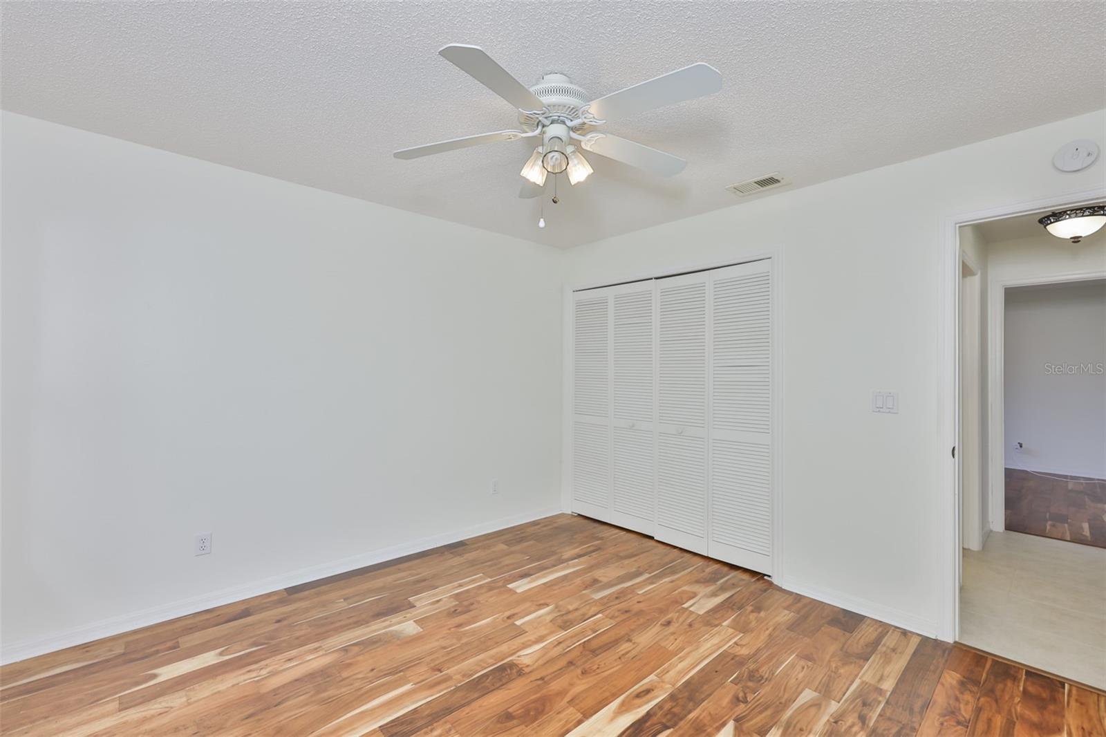 1819 NEW BEDFORD DR, SUN CITY CENTER, FL, 33573