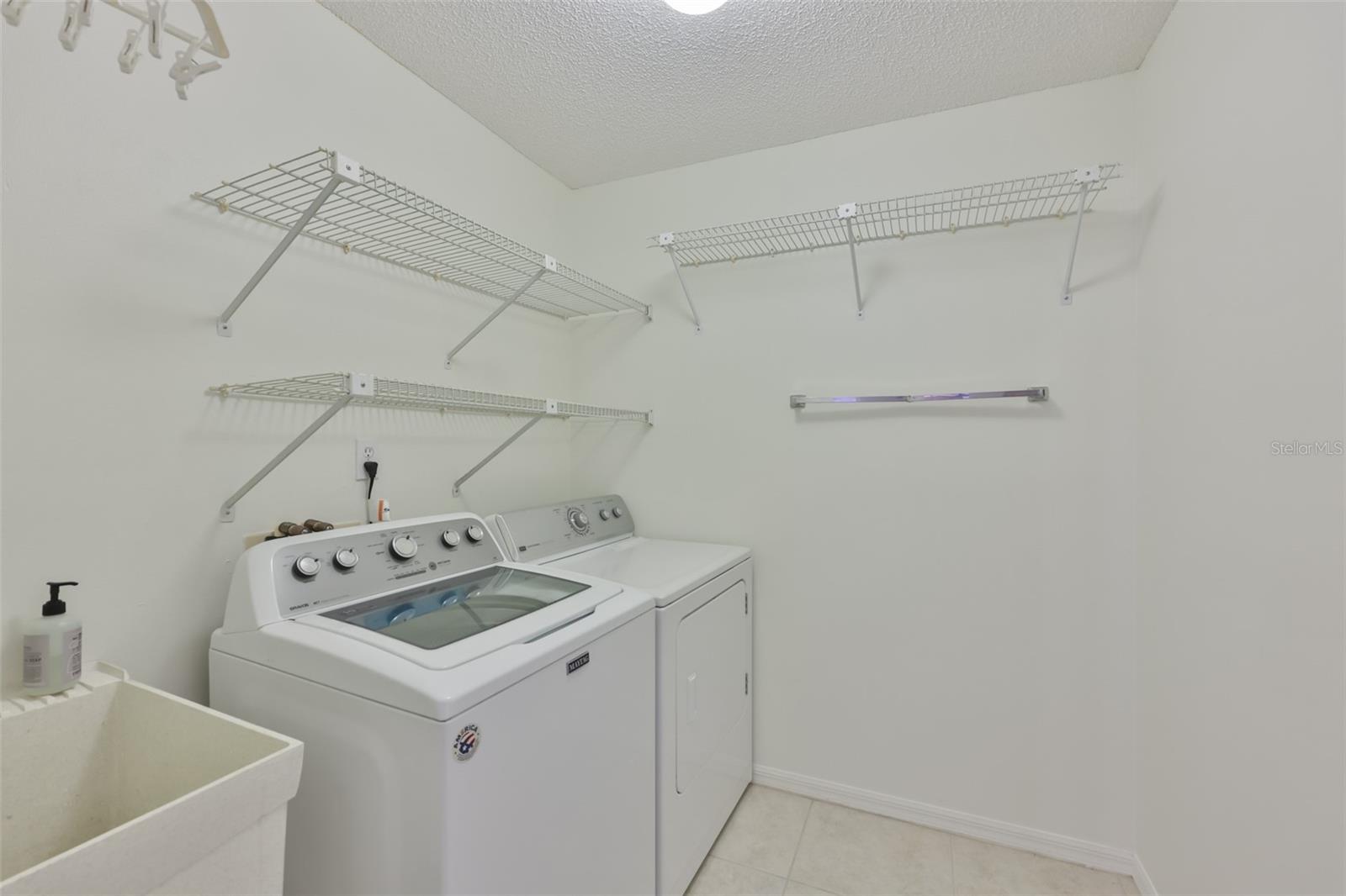 1819 NEW BEDFORD DR, SUN CITY CENTER, FL, 33573