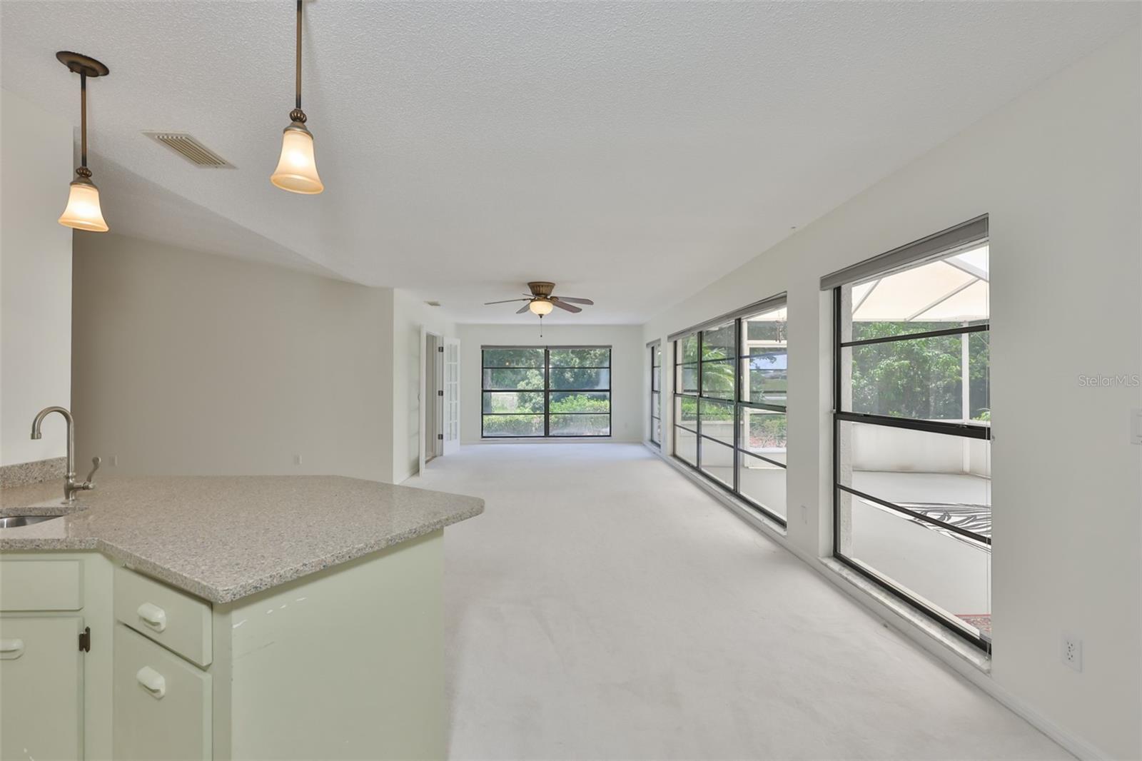 1819 NEW BEDFORD DR, SUN CITY CENTER, FL, 33573