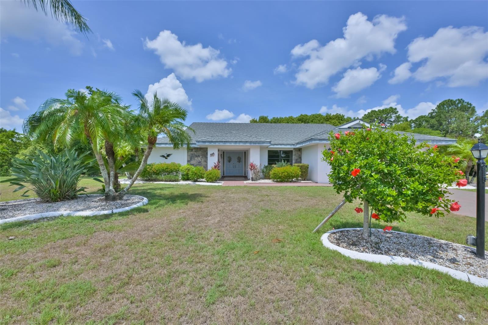 1819 NEW BEDFORD DR, SUN CITY CENTER, FL, 33573