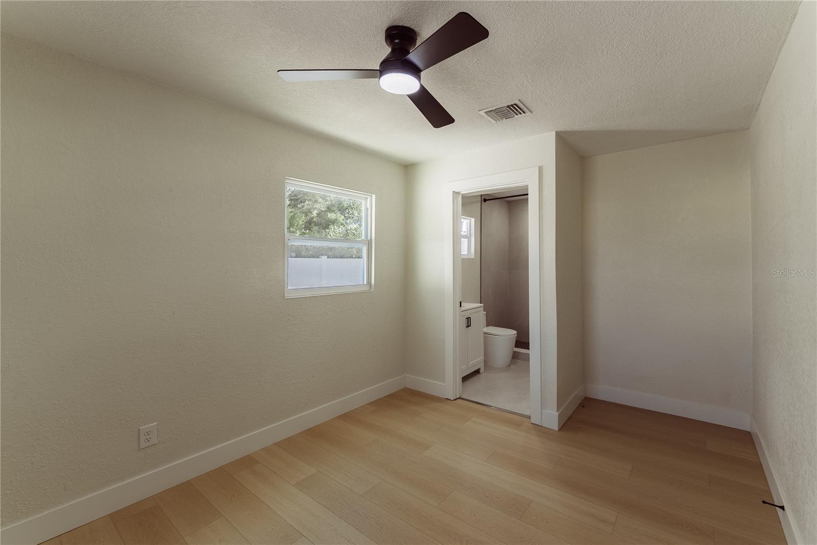 842 43RD ST S, ST PETERSBURG, FL, 33711