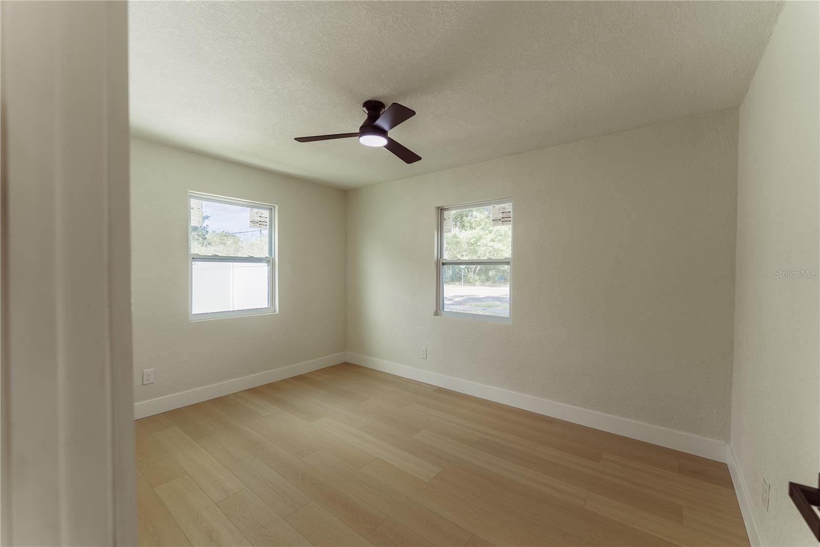 842 43RD ST S, ST PETERSBURG, FL, 33711