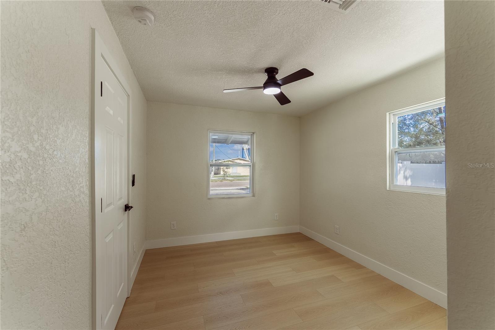 842 43RD ST S, ST PETERSBURG, FL, 33711