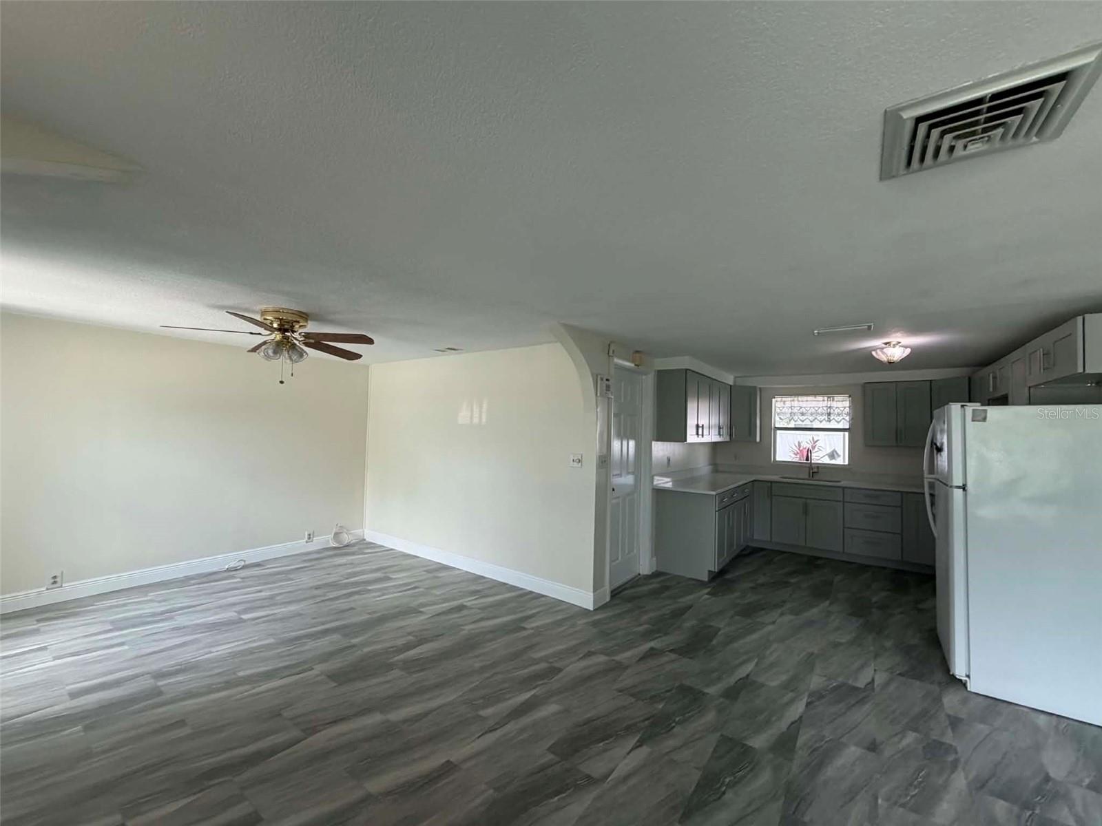 5865 92ND AVE N, PINELLAS PARK, FL, 33782
