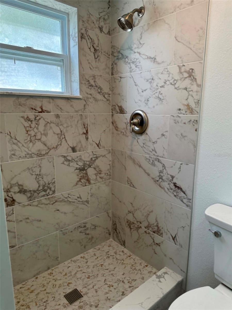 5865 92ND AVE N, PINELLAS PARK, FL, 33782