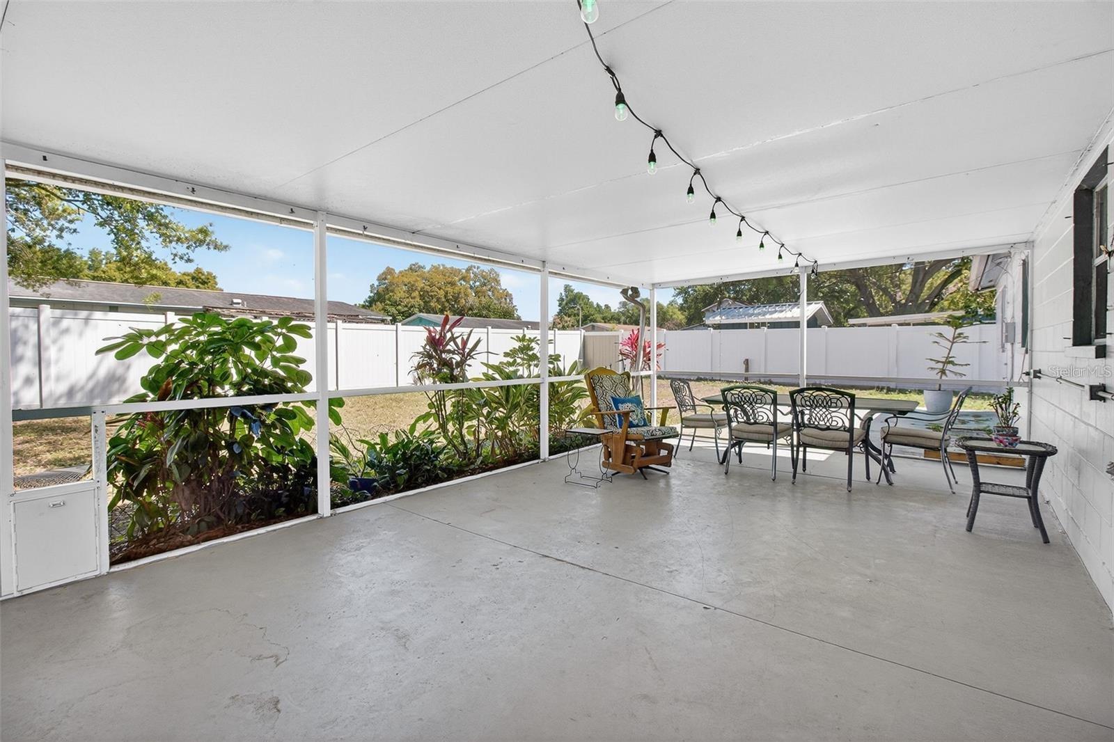 5865 92ND AVE N, PINELLAS PARK, FL, 33782