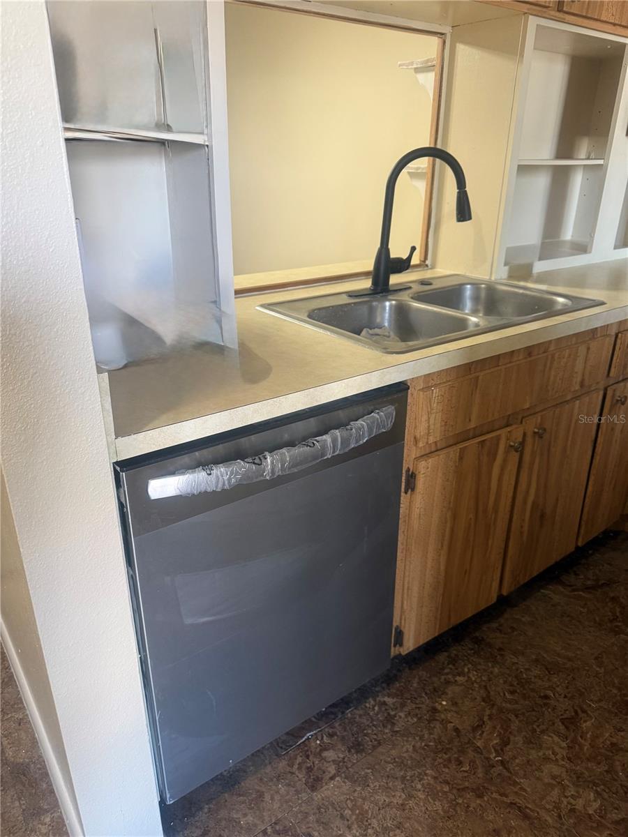39132 COUNTY ROAD 54 #2216, ZEPHYRHILLS, FL, 33542