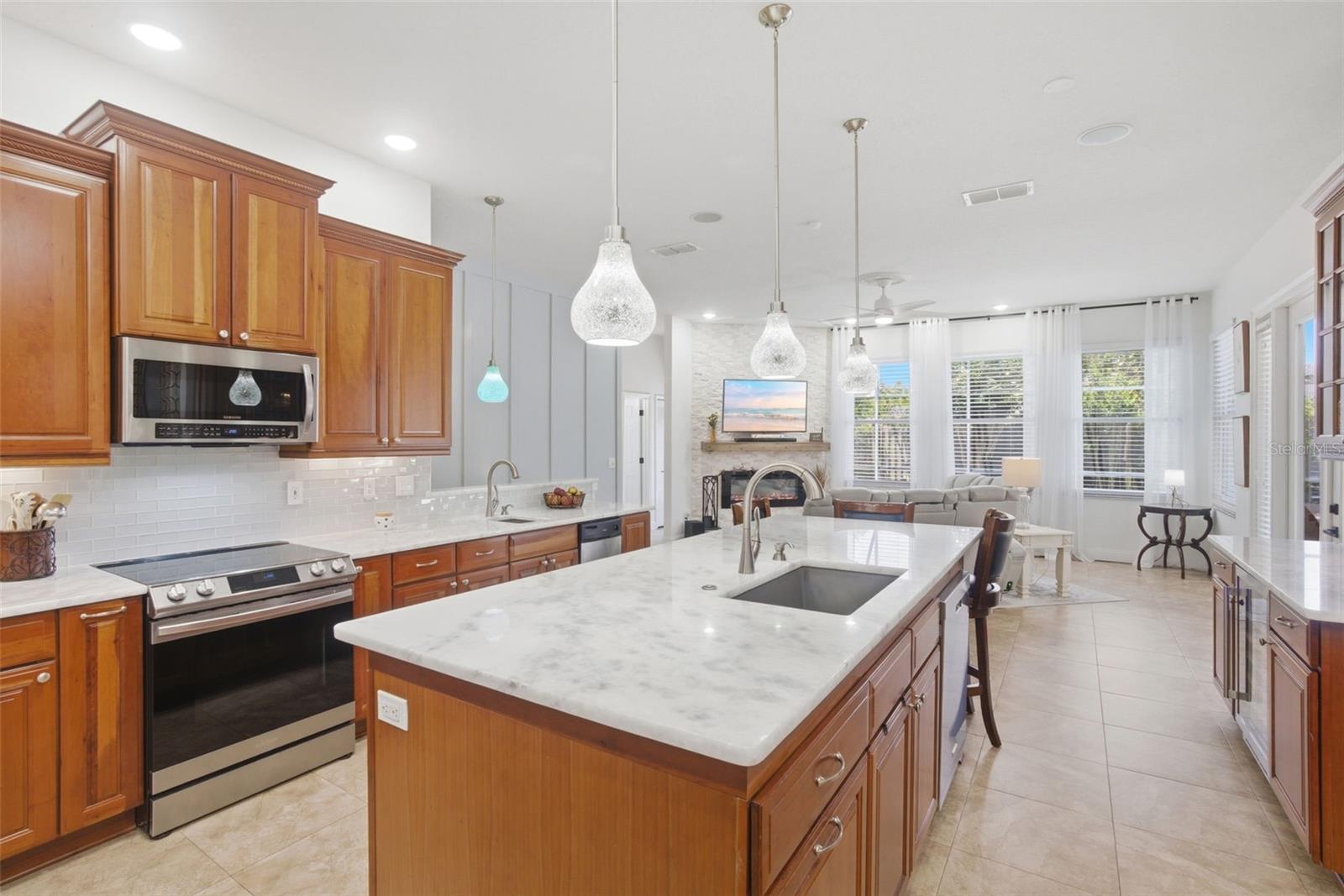 14569 GAINESBOROUGH DR, ORLANDO, FL, 32826