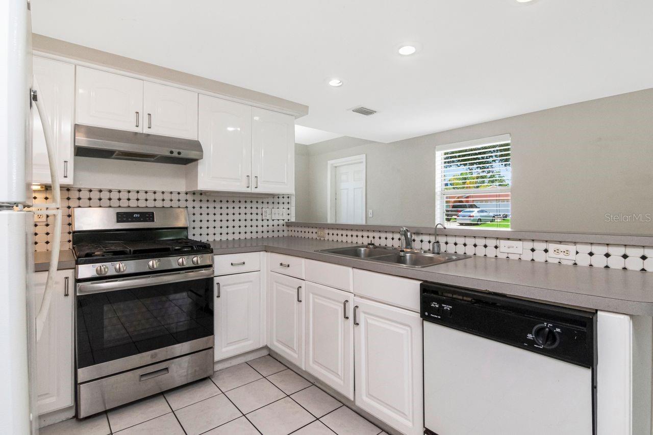 10532 67TH AVE, SEMINOLE, FL, 33772