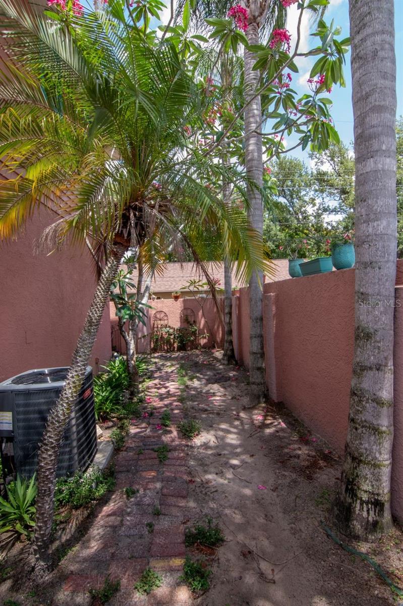 10532 67TH AVE, SEMINOLE, FL, 33772