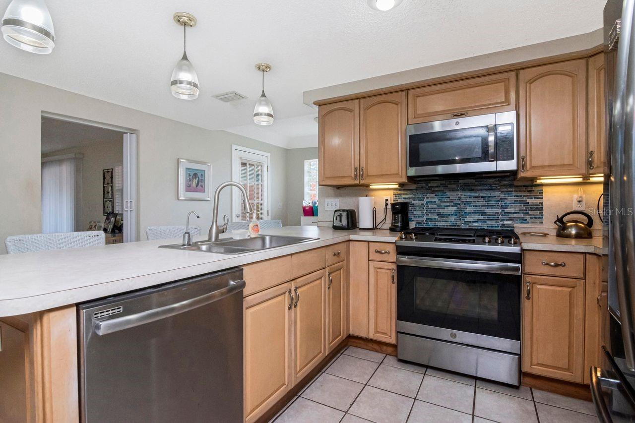 10532 67TH AVE, SEMINOLE, FL, 33772