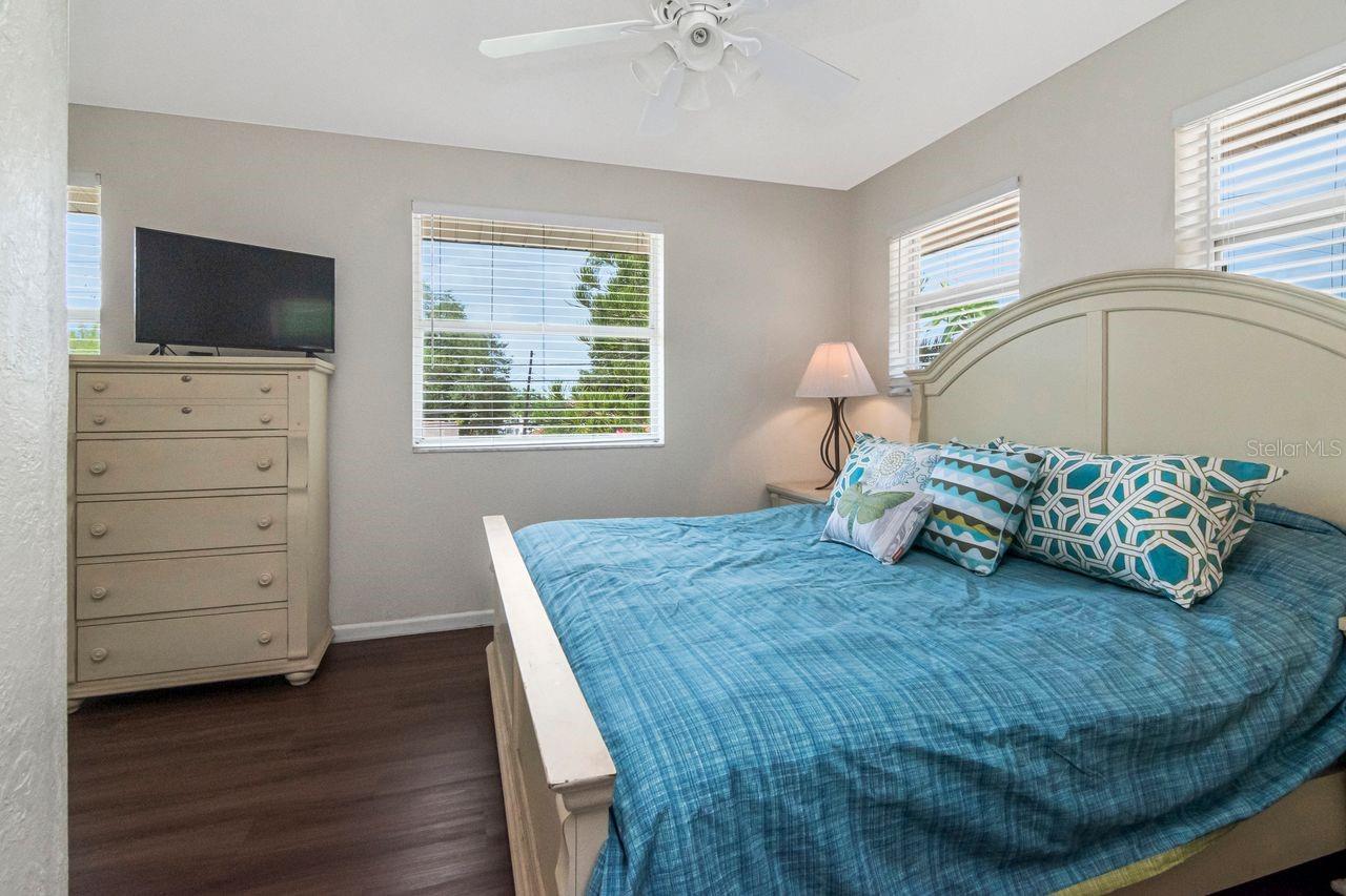 10532 67TH AVE, SEMINOLE, FL, 33772