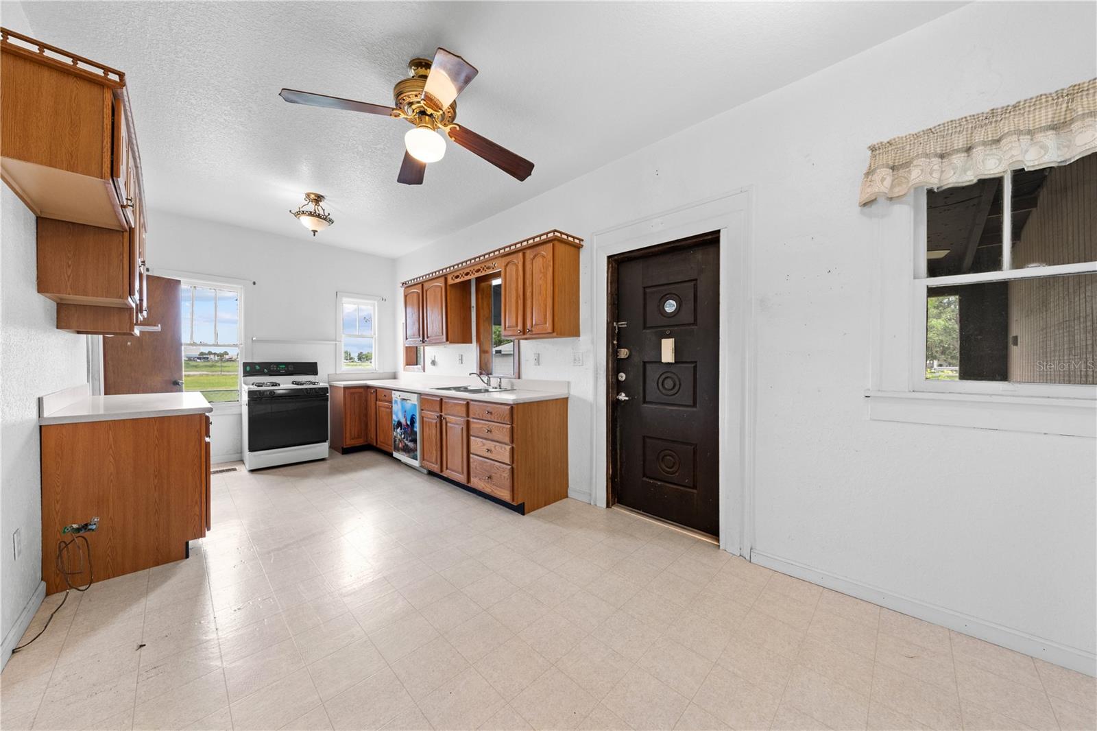 1911 VERONA ST, KISSIMMEE, FL, 34741