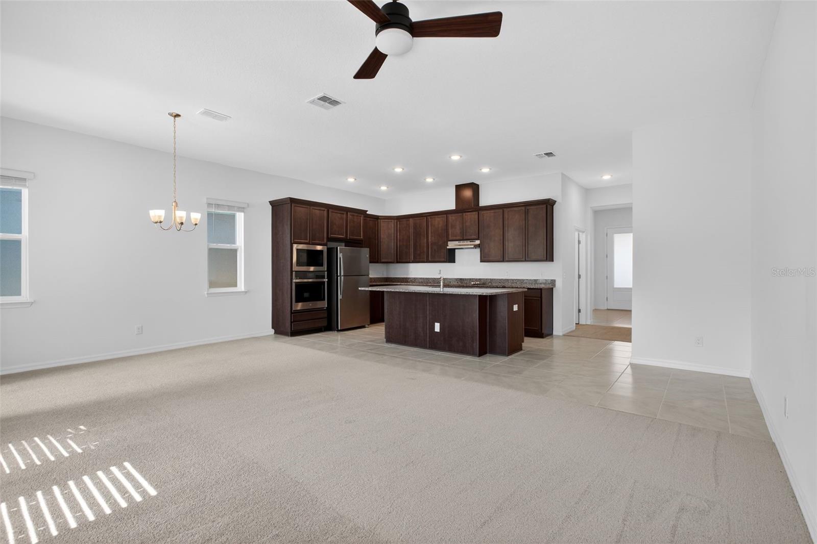 810 MIDDLETON ST, DEBARY, FL, 32713