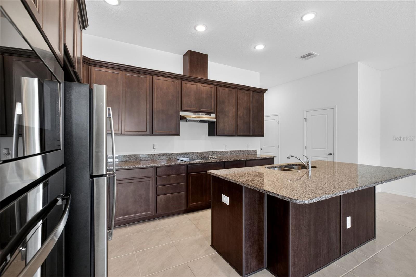 810 MIDDLETON ST, DEBARY, FL, 32713