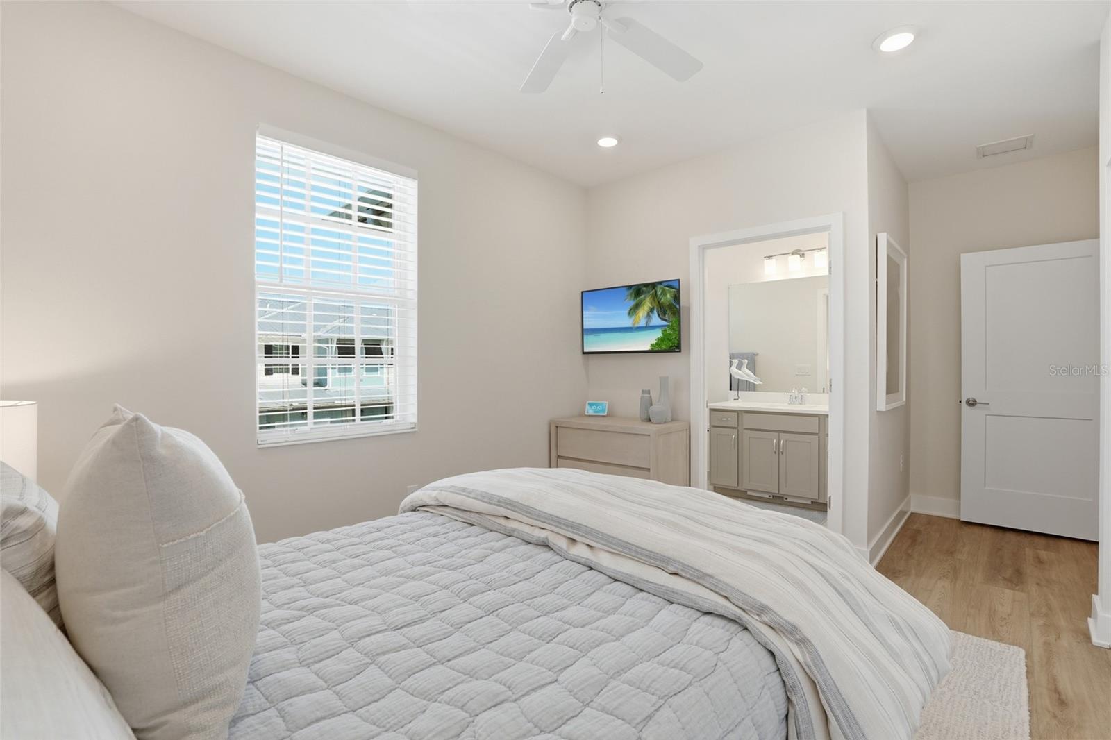 26380 COCO CAY CIR #202, BONITA SPRINGS, FL, 34135