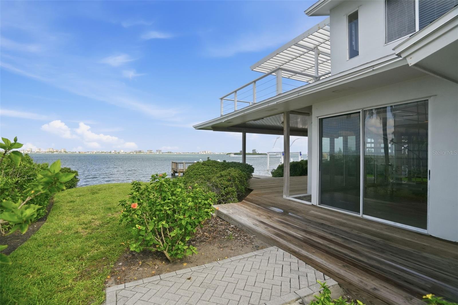 1832 VENETIAN POINT DR, CLEARWATER, FL, 33755