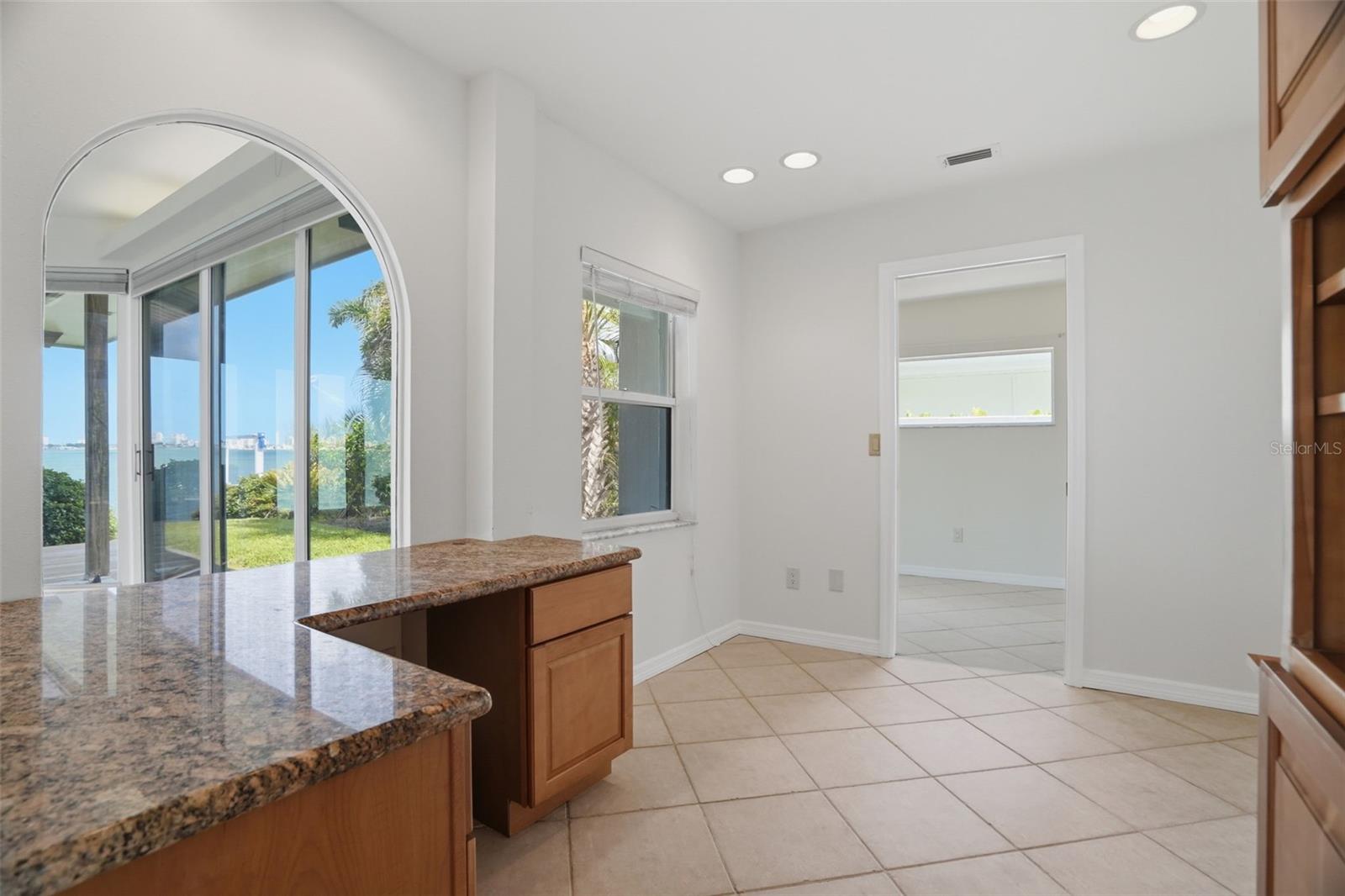1832 VENETIAN POINT DR, CLEARWATER, FL, 33755