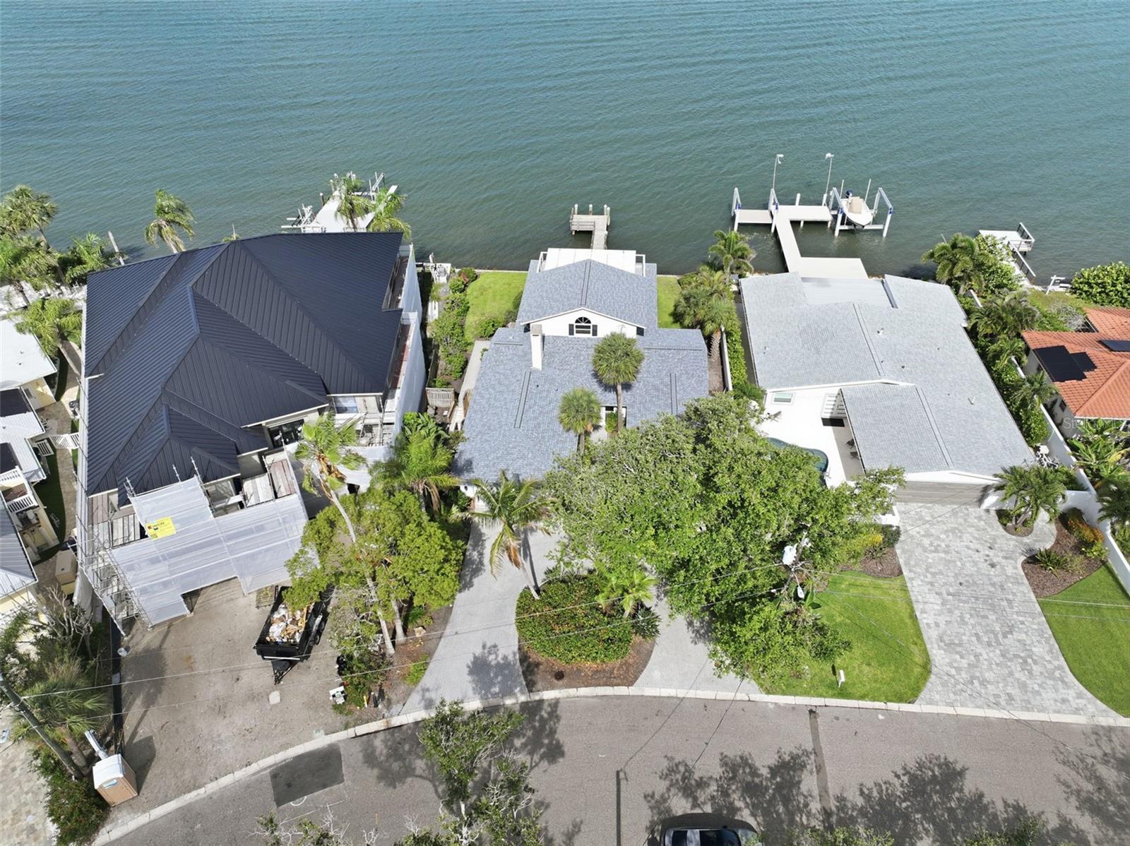 1832 VENETIAN POINT DR, CLEARWATER, FL, 33755