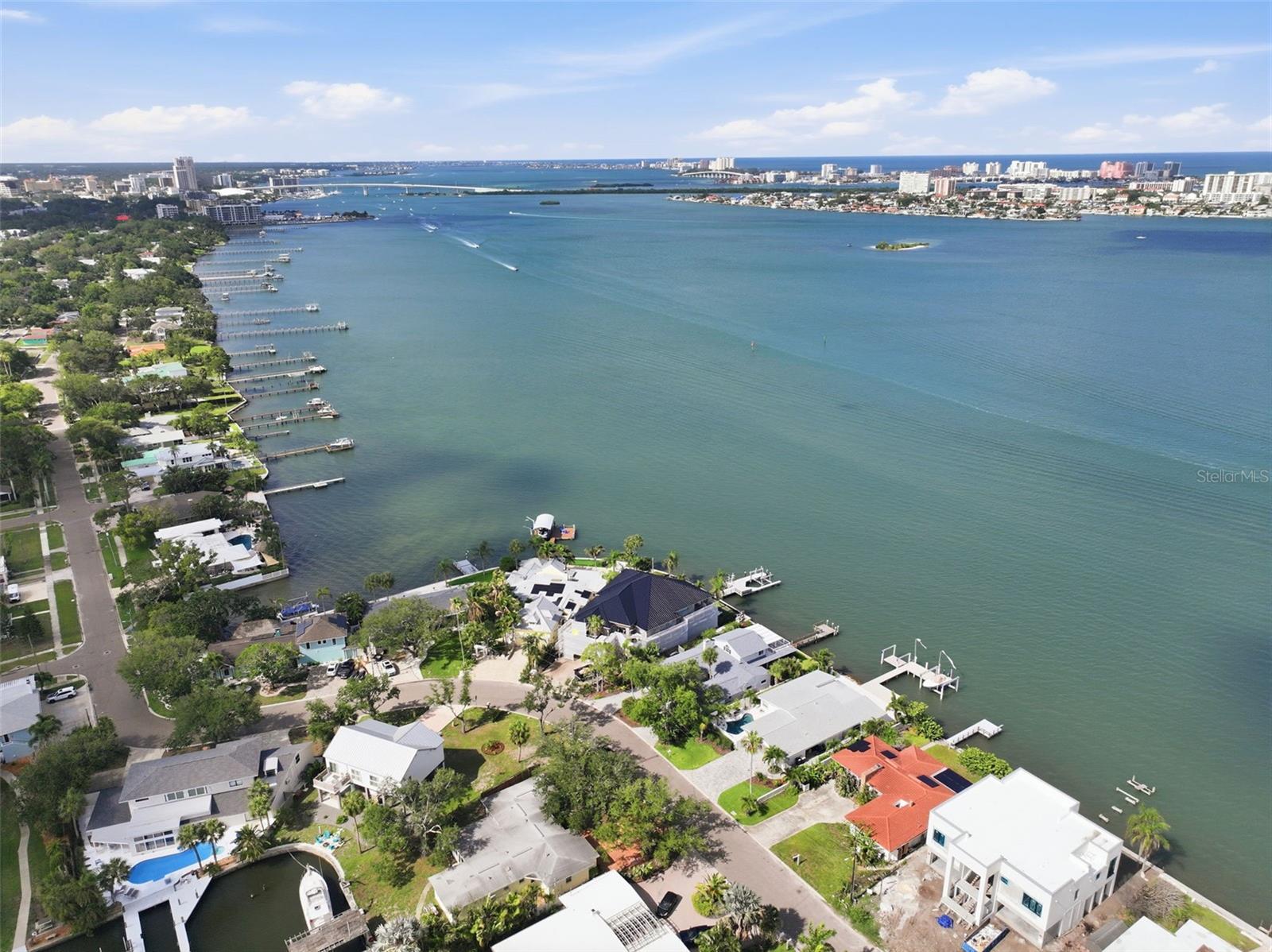 1832 VENETIAN POINT DR, CLEARWATER, FL, 33755