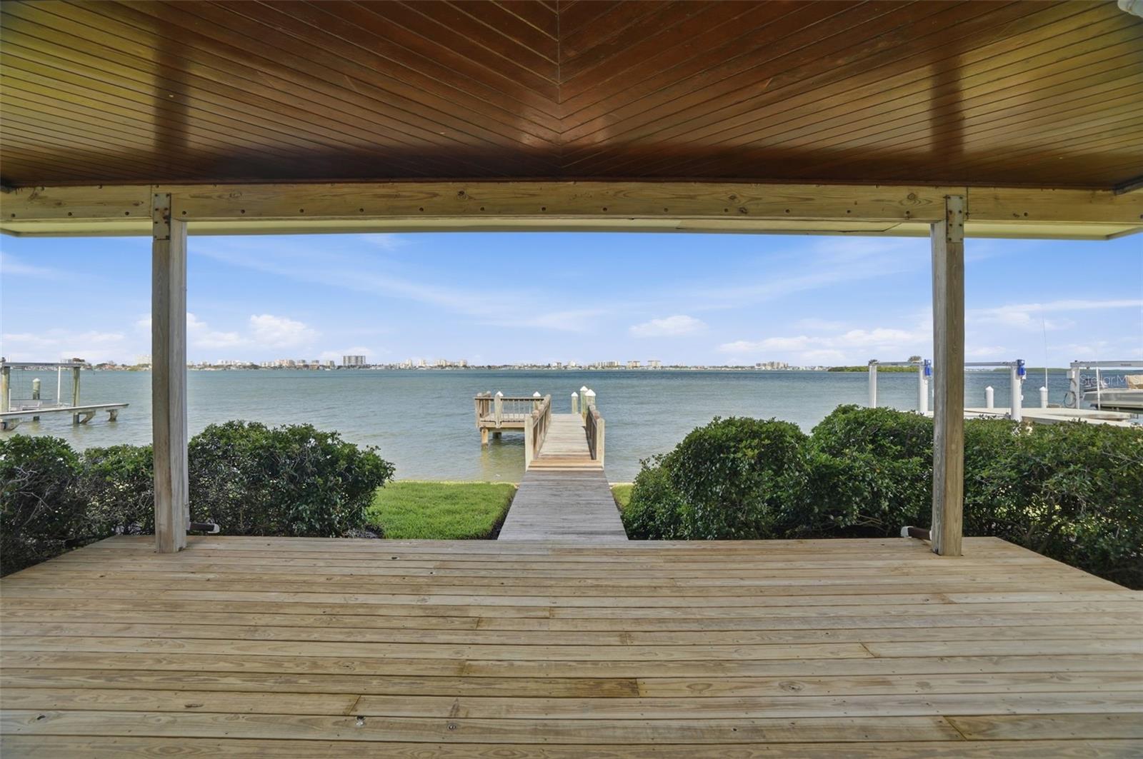 1832 VENETIAN POINT DR, CLEARWATER, FL, 33755