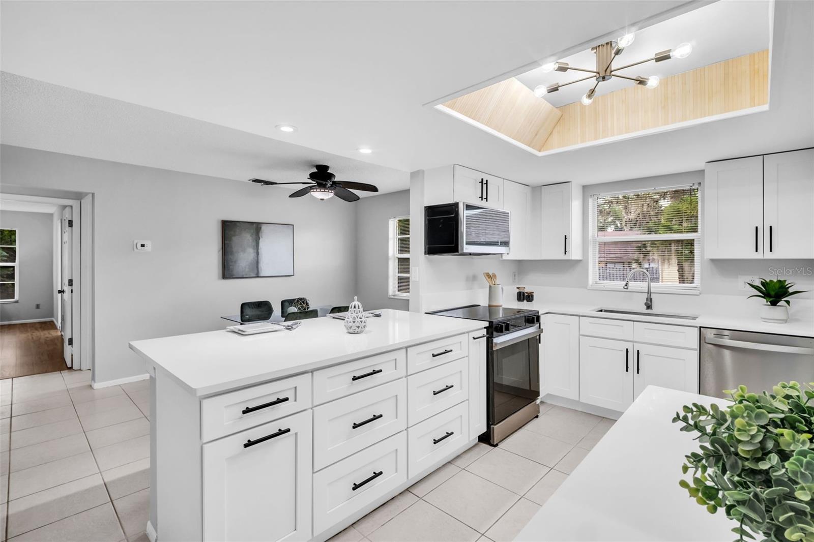 3472 MACLAREN DR, PALM HARBOR, FL, 34684