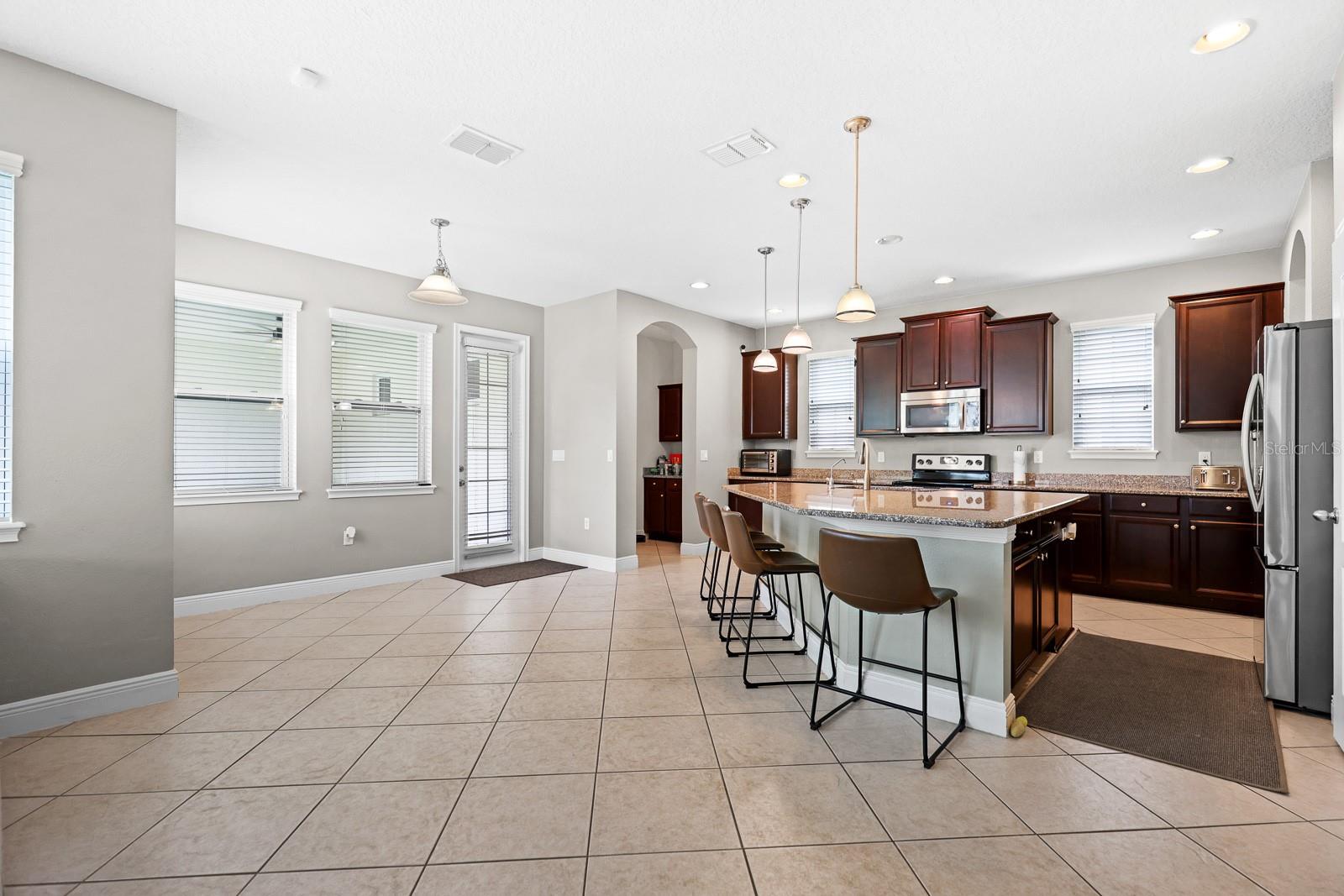 5302 FISHHAWK RIDGE DR, LITHIA, FL, 33547