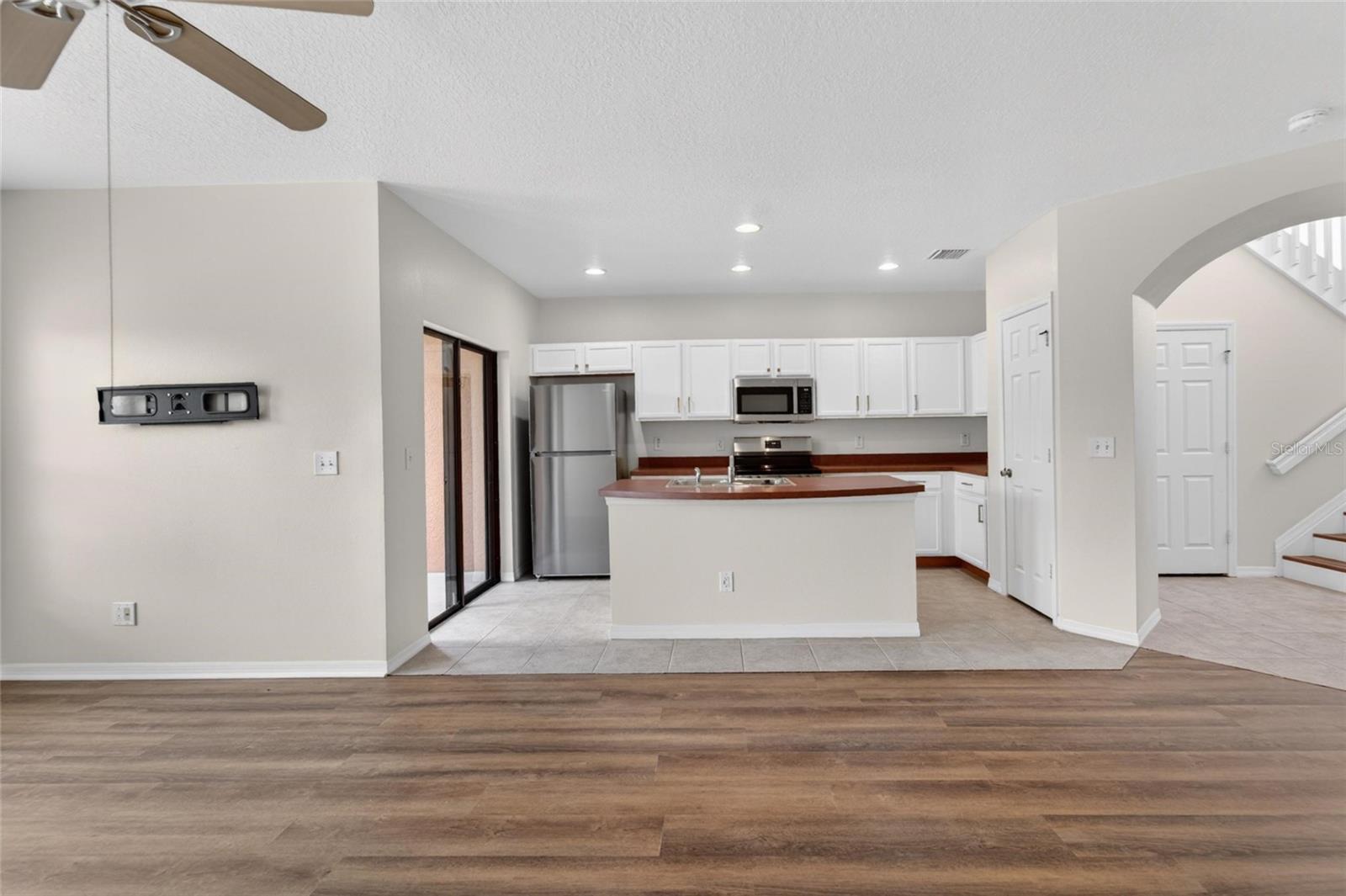 30132 MOSSBANK DR, WESLEY CHAPEL, FL, 33543