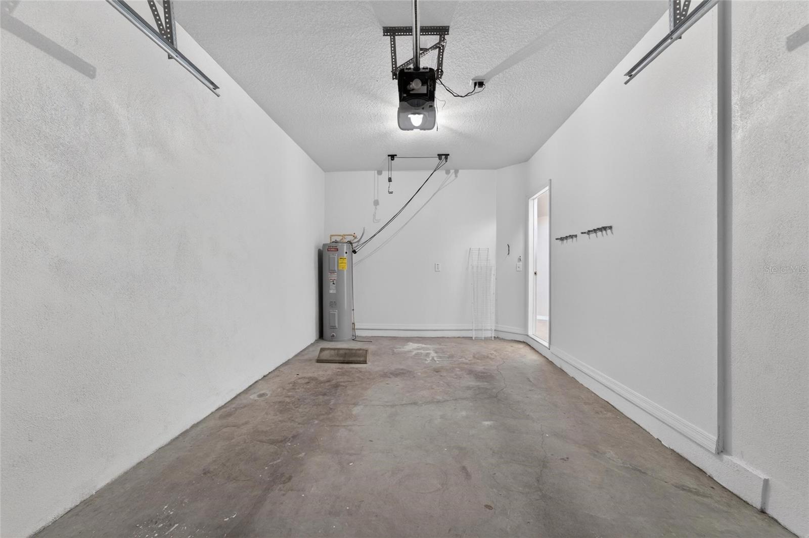 30132 MOSSBANK DR, WESLEY CHAPEL, FL, 33543