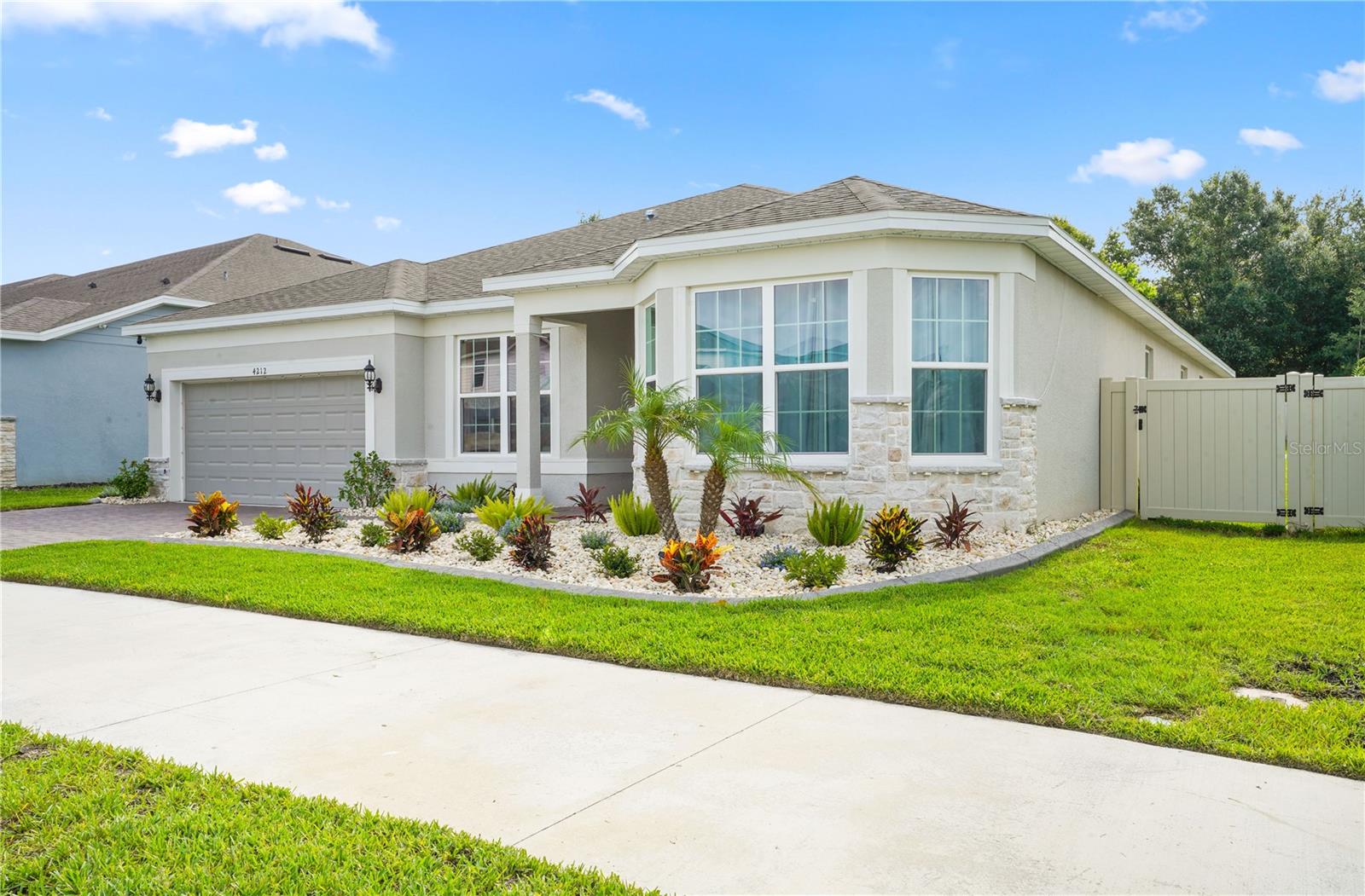 4212 WINDING PINES DR, APOPKA, FL, 32712