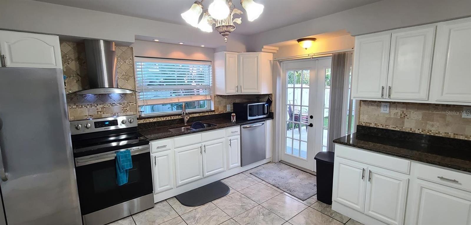 2306 W SAINT JOSEPH ST, TAMPA, FL, 33607