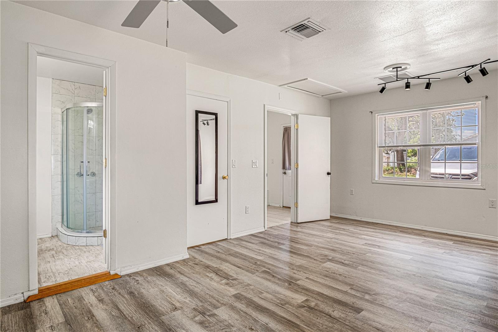 3545 PERKINS AVE, MOUNT DORA, FL, 32757