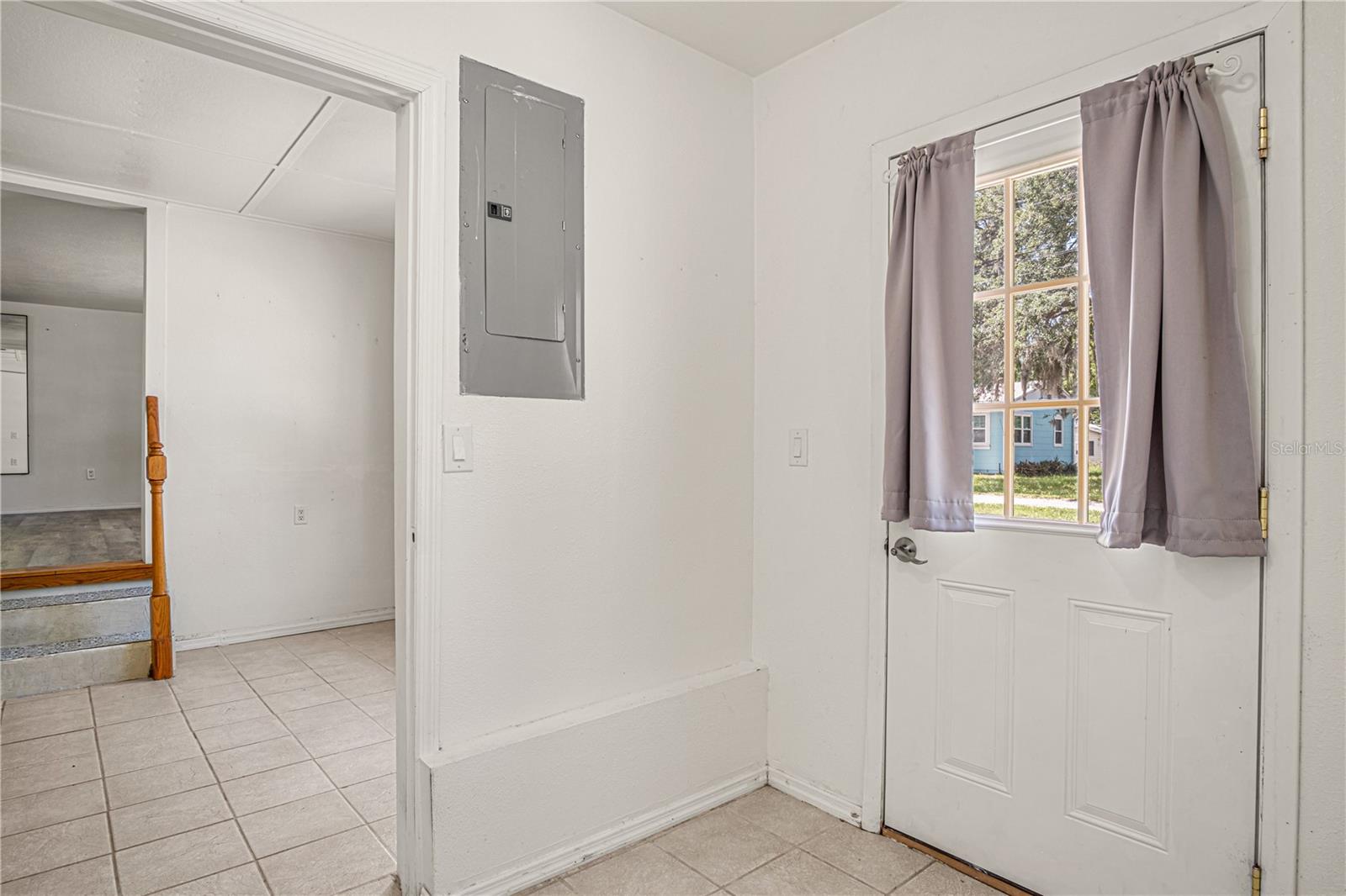 3545 PERKINS AVE, MOUNT DORA, FL, 32757