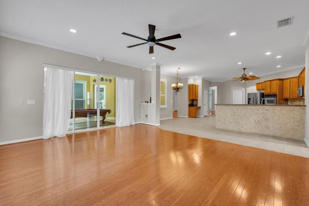6122 KESTRELPARK DR, LITHIA, FL, 33547