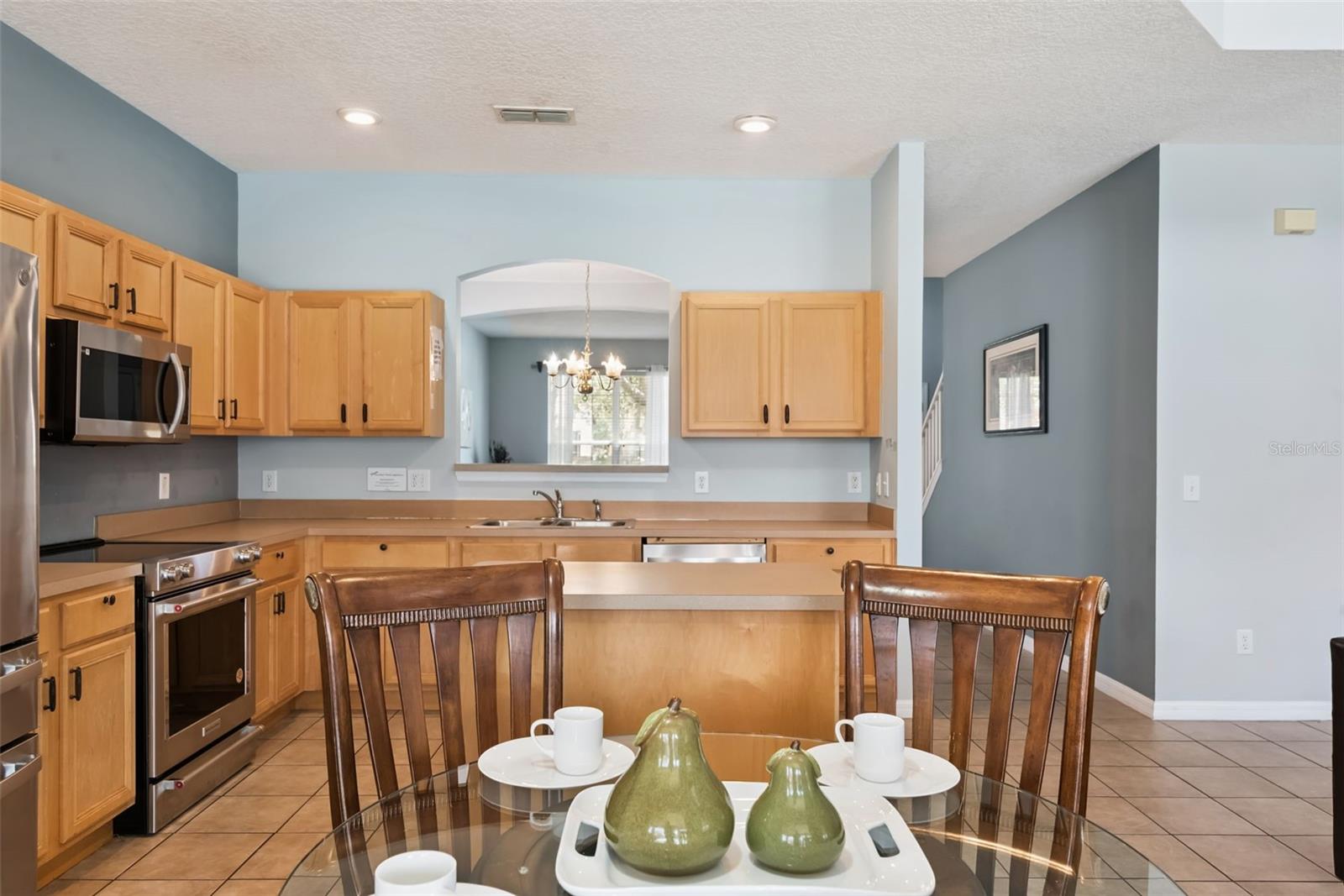 143 CORDOVA AVE, DAVENPORT, FL, 33897