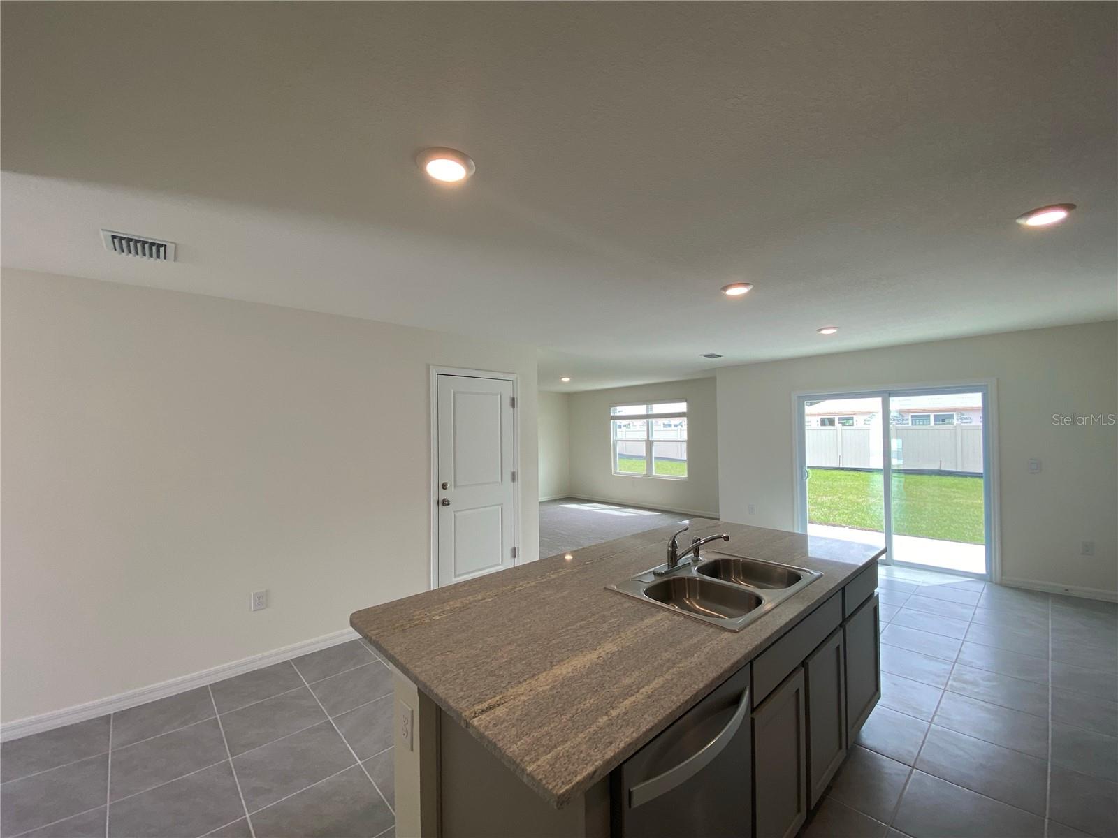 2113 NW 247 DR, NEWBERRY, FL, 32669