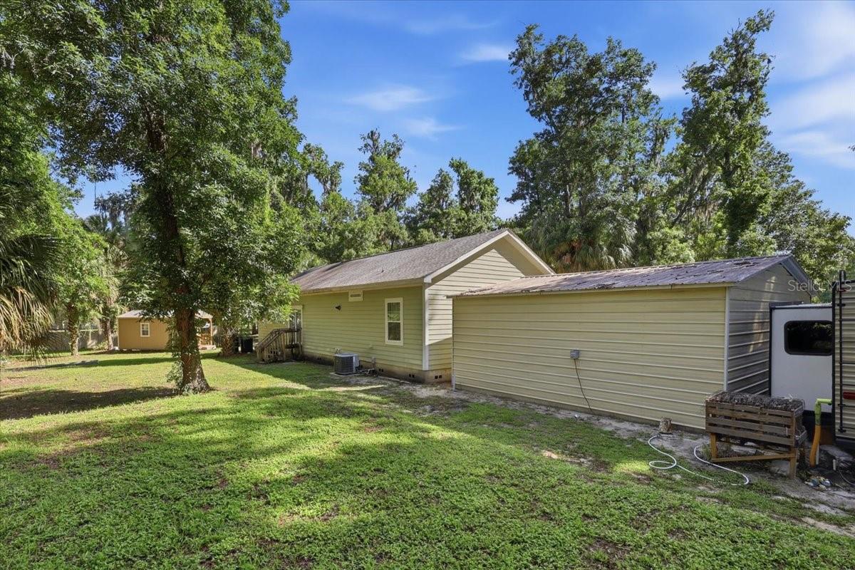 105 TROUPE RD, SAN MATEO, FL, 32187