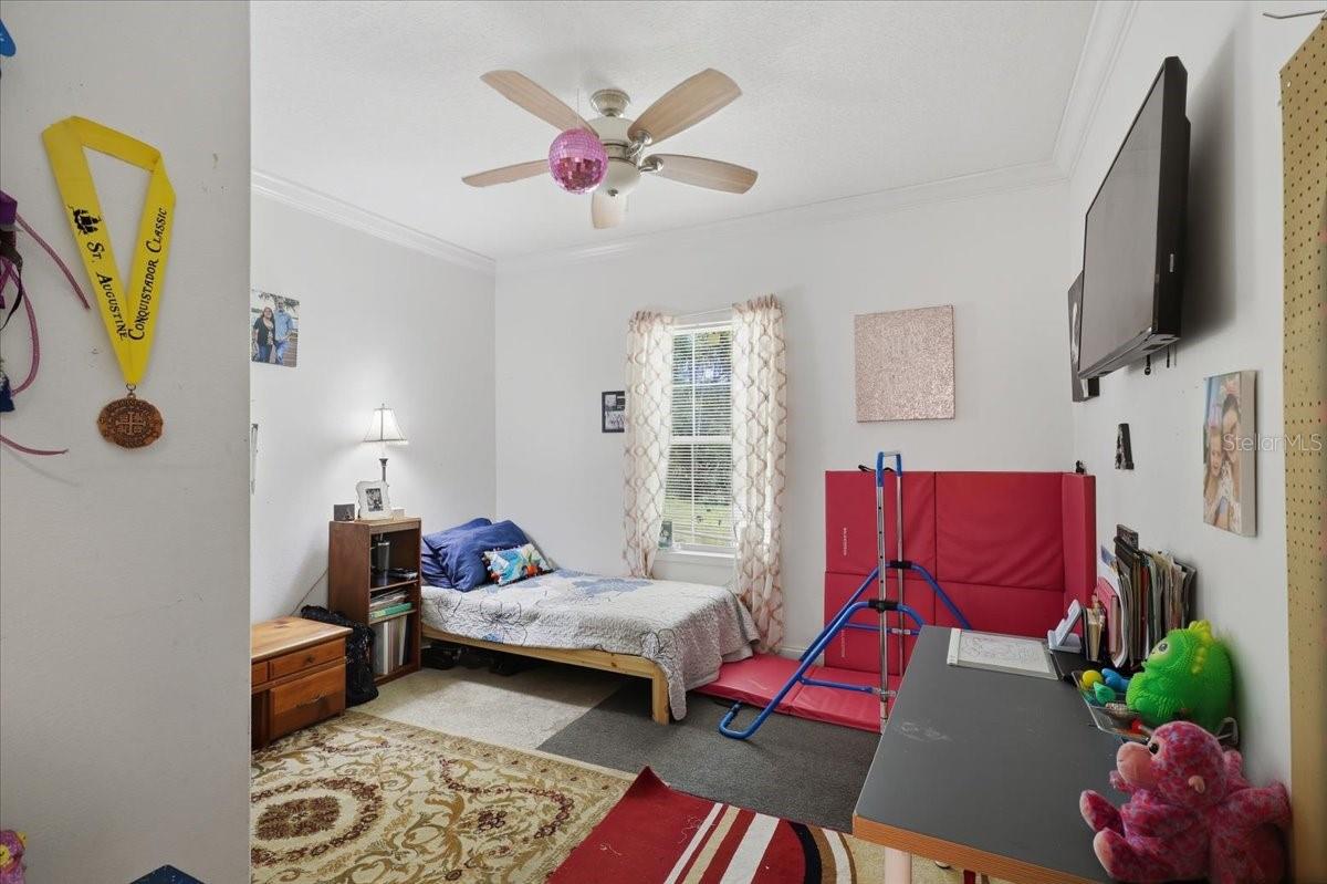 105 TROUPE RD, SAN MATEO, FL, 32187