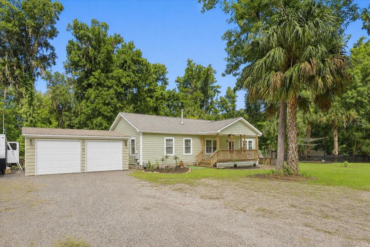 105 TROUPE RD, SAN MATEO, FL, 32187