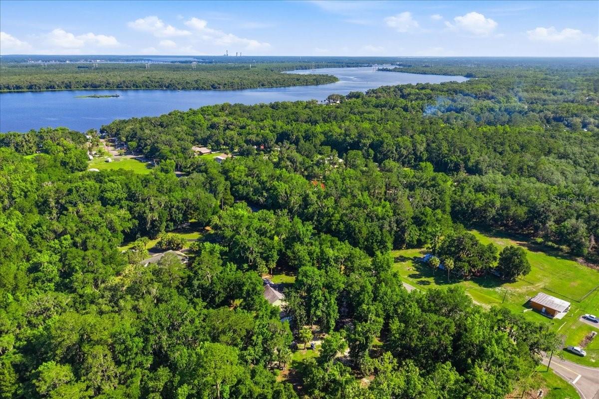 105 TROUPE RD, SAN MATEO, FL, 32187