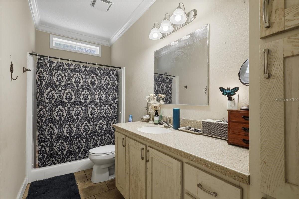105 TROUPE RD, SAN MATEO, FL, 32187