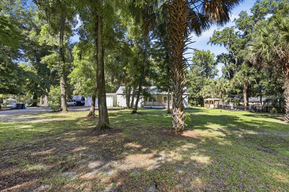 105 TROUPE RD, SAN MATEO, FL, 32187