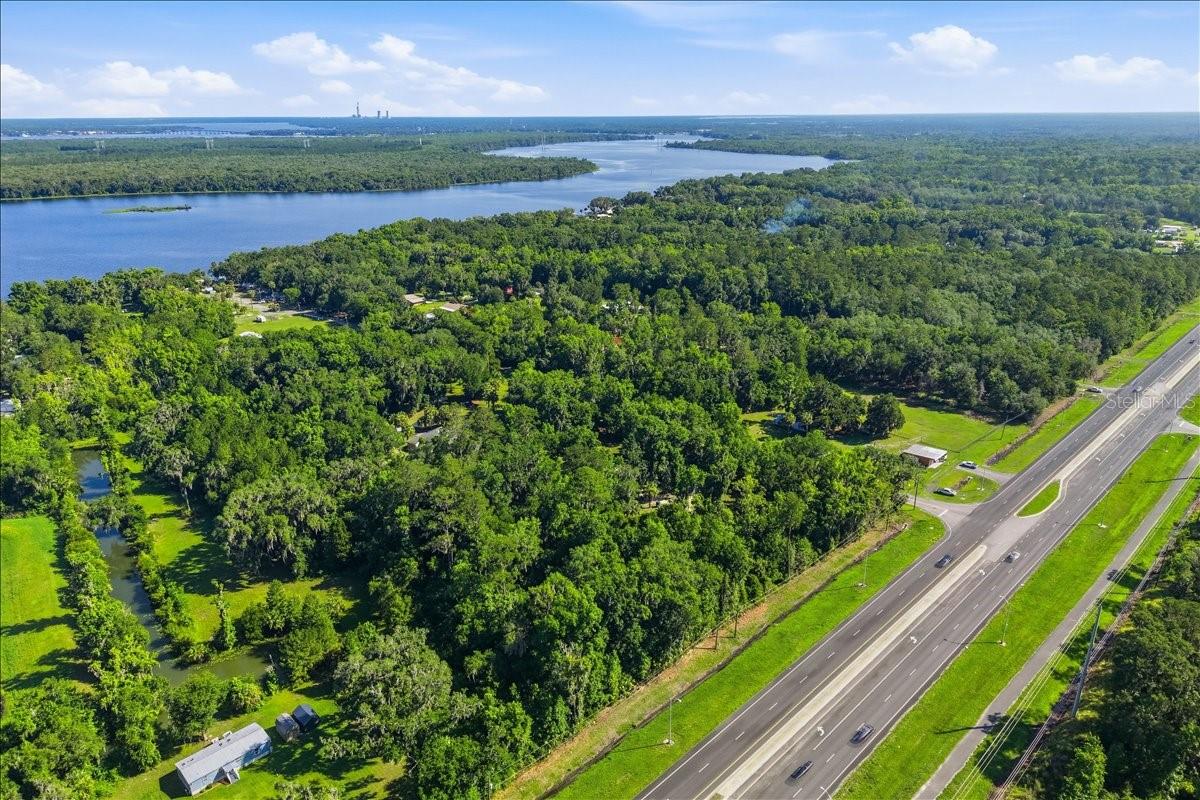 105 TROUPE RD, SAN MATEO, FL, 32187