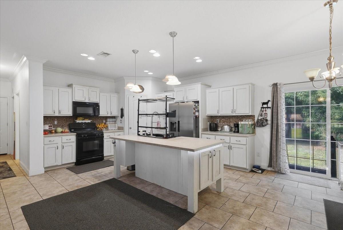 105 TROUPE RD, SAN MATEO, FL, 32187