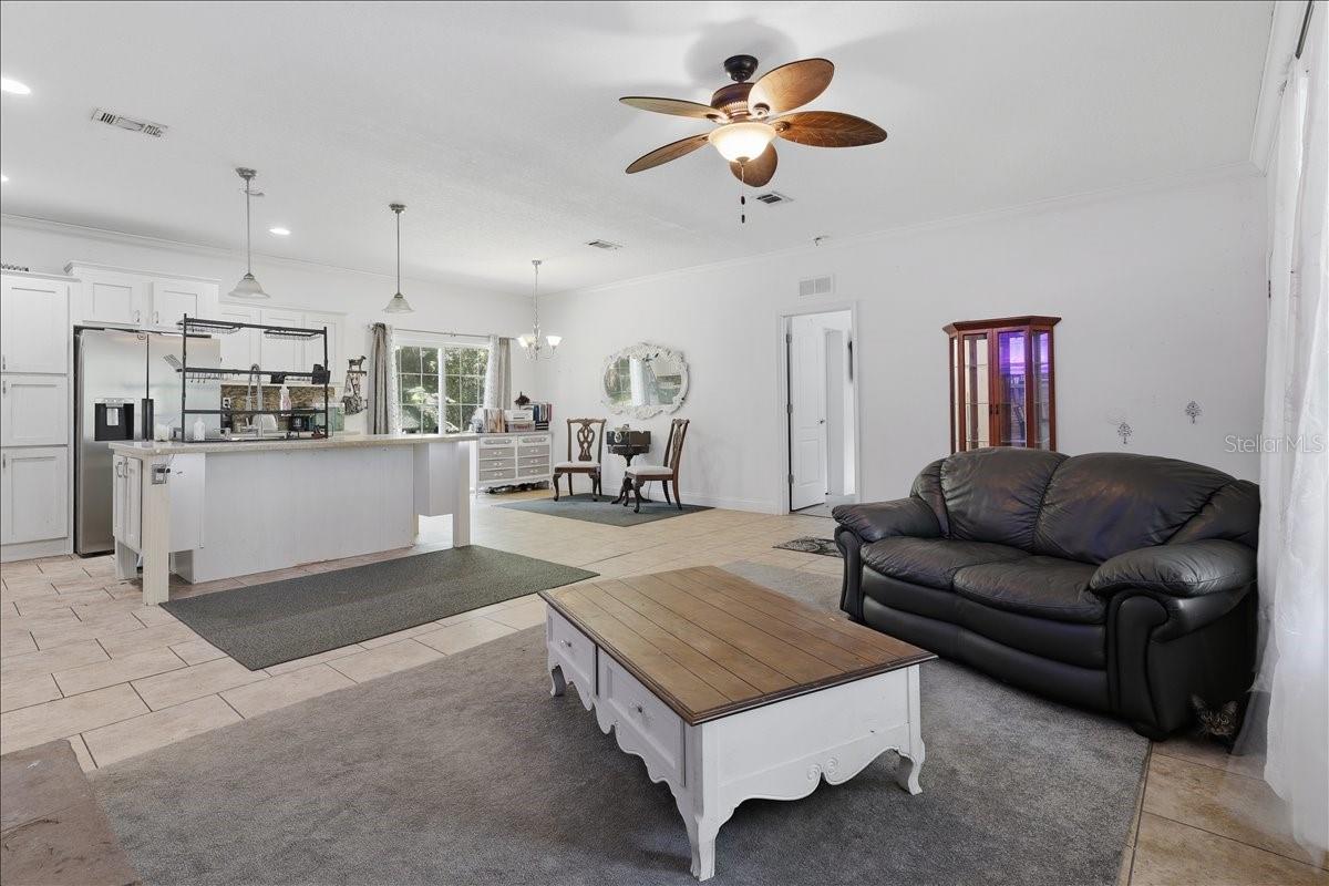 105 TROUPE RD, SAN MATEO, FL, 32187