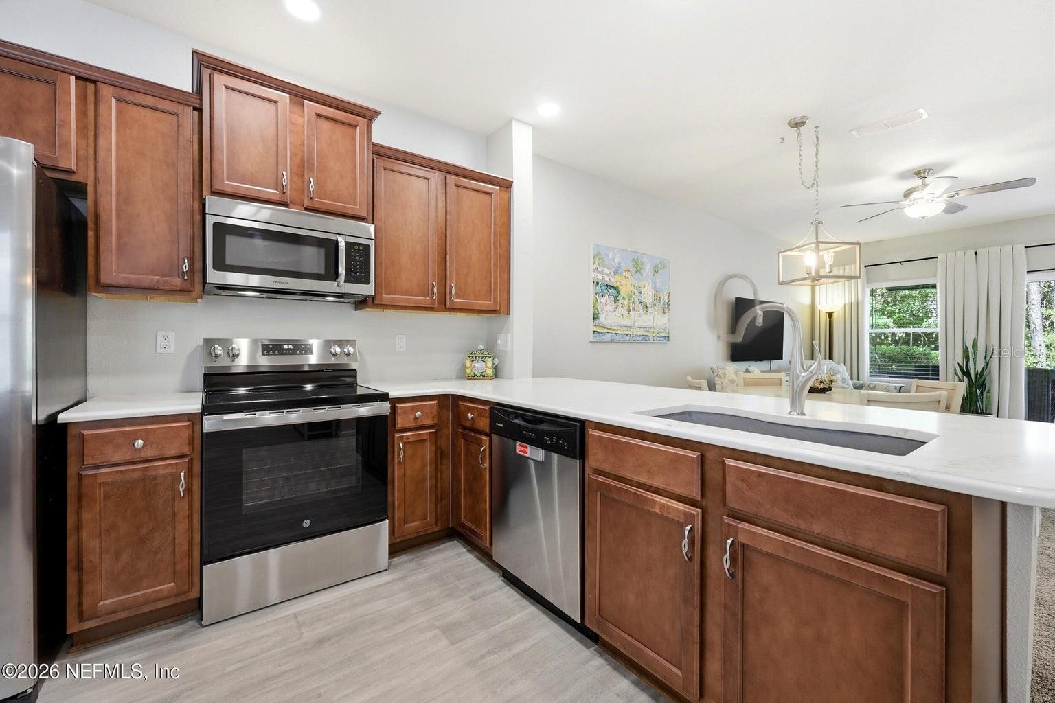 382 SERVIA DR, ST JOHNS, FL, 32259
