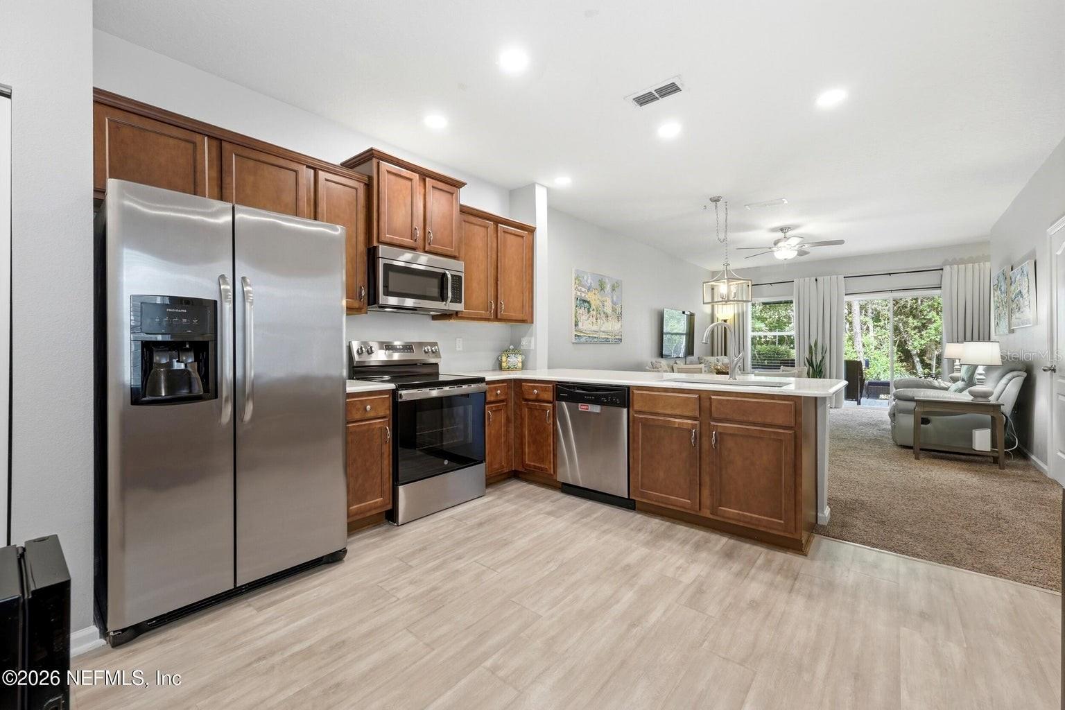 382 SERVIA DR, ST JOHNS, FL, 32259