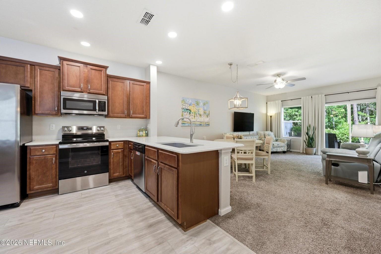 382 SERVIA DR, ST JOHNS, FL, 32259